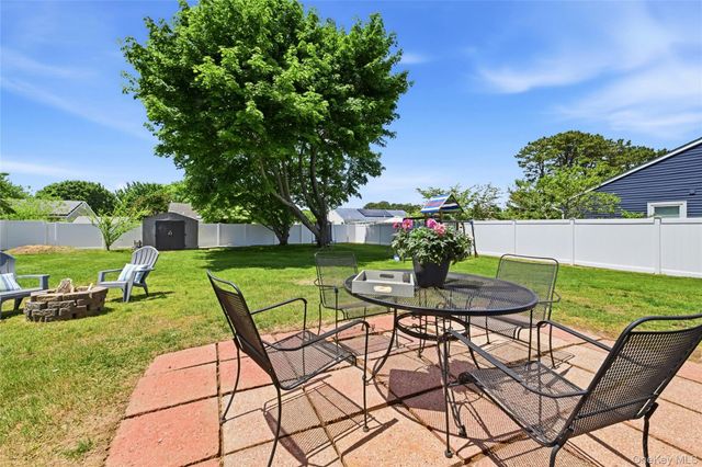 30 Mercury Avenue, East Patchogue, NY 11772