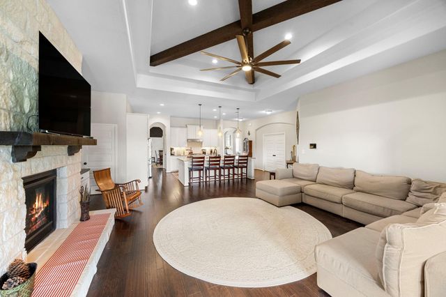 9050 Bowie Trail, Needville, TX 77461