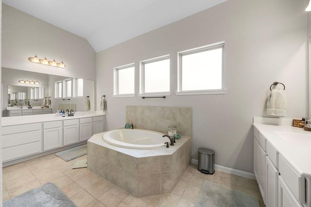 9050 Bowie Trail, Needville, TX 77461