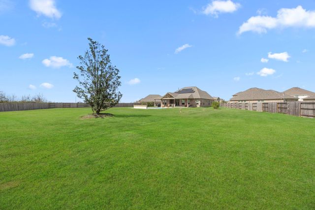9050 Bowie Trail, Needville, TX 77461