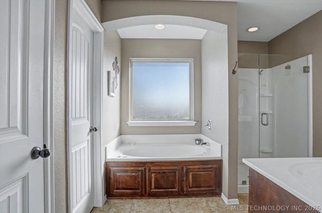 1405 S Choctaw Avenue, Skiatook, OK 74070