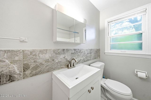 3021 Wedgewood Way, Louisville, KY 40220