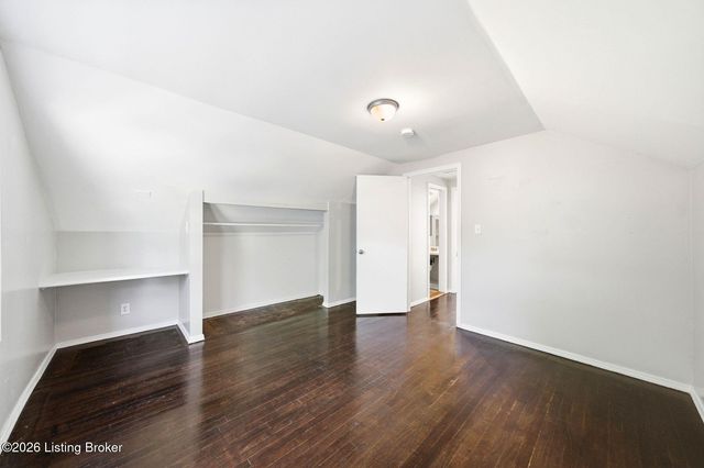 3021 Wedgewood Way, Louisville, KY 40220