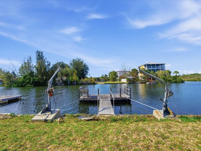 18938 KOLB PLACE, Hudson, FL 34667