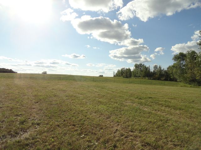 18250 Malvern Road, Morrison, IL 61270