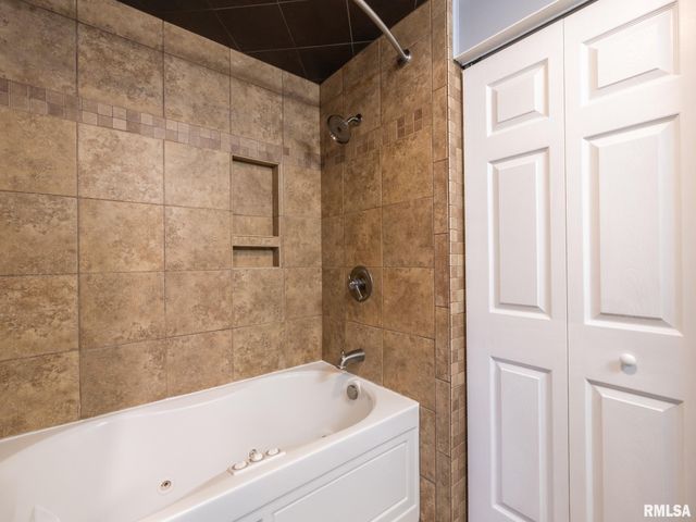 101 DURANT Street, Morton, IL 61550