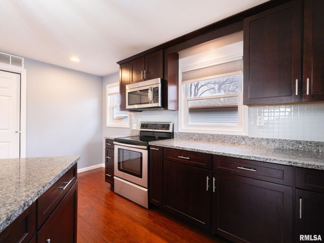 101 DURANT Street, Morton, IL 61550