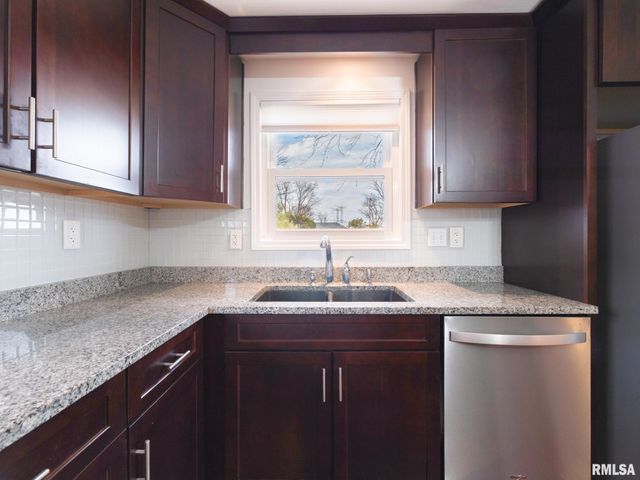 101 DURANT Street, Morton, IL 61550