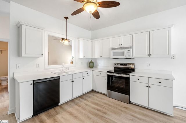 23 Overcup Court, Greer, SC 29650