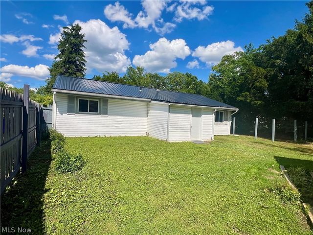 1490 Arcadia Road, Kent, OH 44240