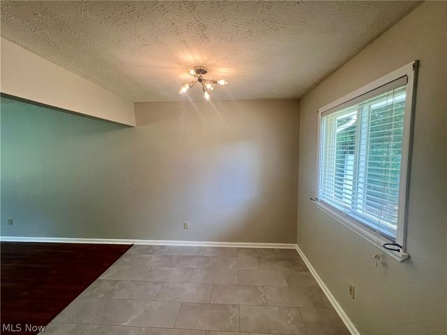 1490 Arcadia Road, Kent, OH 44240