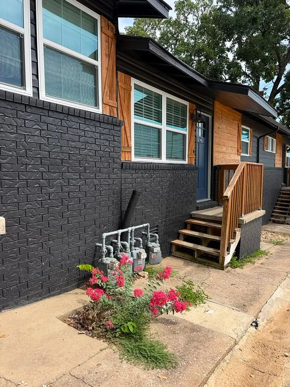 1840 W Kaywood Lane 9, Fayetteville, AR 72701
