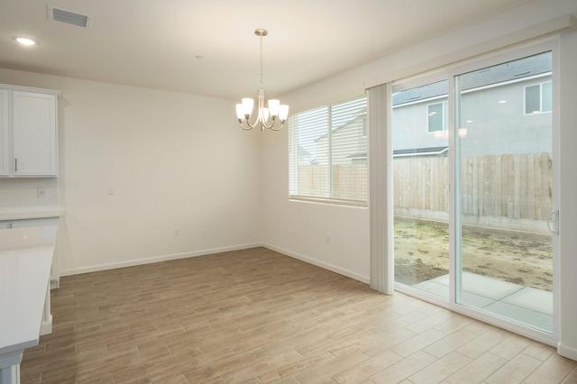 1923 N Apricot, Fresno, CA 93727