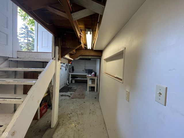 1900 S 25th Street, Terre Haute, IN 47802