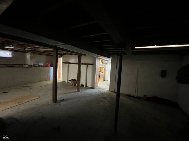 1900 S 25th Street, Terre Haute, IN 47802