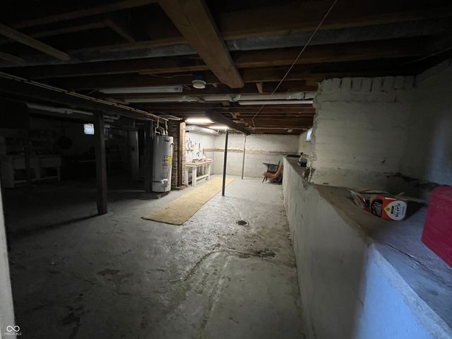 1900 S 25th Street, Terre Haute, IN 47802