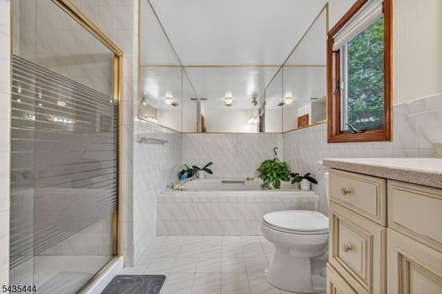 5110 Berkshire Valley Rd, Jefferson Twp., NJ 07438