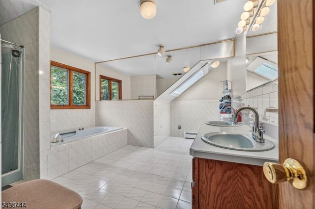 5110 Berkshire Valley Rd, Jefferson Twp., NJ 07438