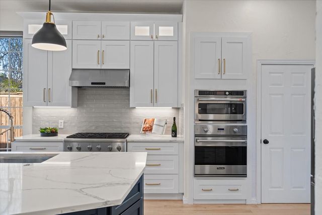 2509 Sir Turquin Lane, Lewisville, TX 75056