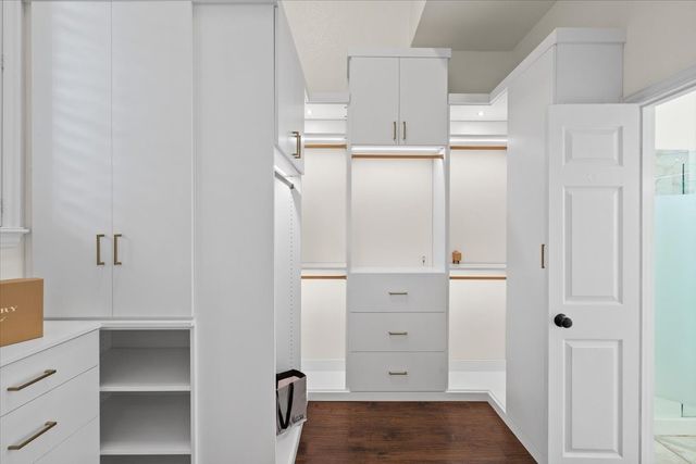 2509 Sir Turquin Lane, Lewisville, TX 75056