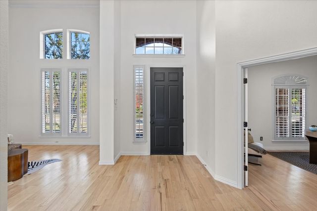 2509 Sir Turquin Lane, Lewisville, TX 75056