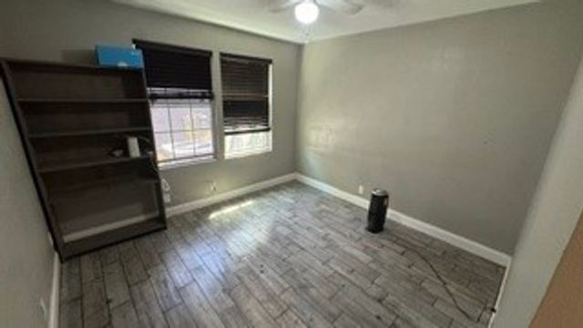 821 College Street, Cleburne, TX 76033