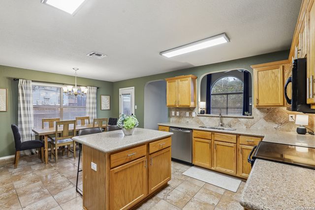 9614 Liberty Sound, Converse, TX 78109