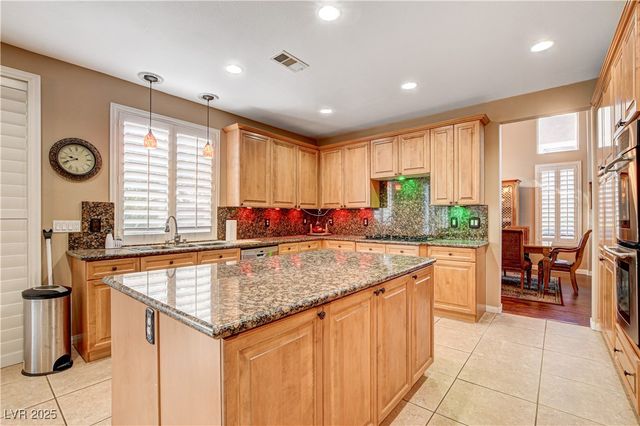 109 North Buteo Woods Lane, Las Vegas, NV 89144