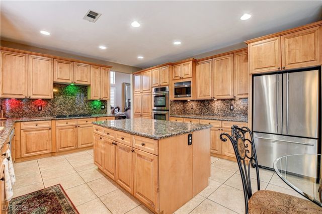 109 North Buteo Woods Lane, Las Vegas, NV 89144