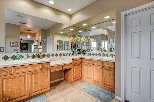 109 North Buteo Woods Lane, Las Vegas, NV 89144