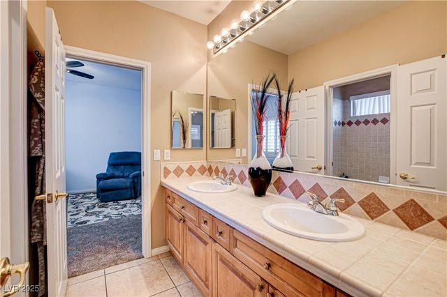 109 North Buteo Woods Lane, Las Vegas, NV 89144