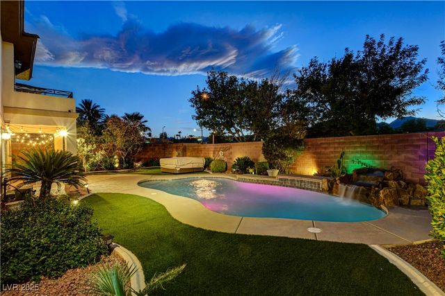 109 North Buteo Woods Lane, Las Vegas, NV 89144