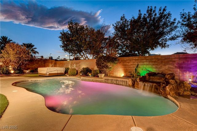 109 North Buteo Woods Lane, Las Vegas, NV 89144