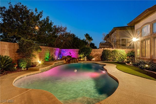 109 North Buteo Woods Lane, Las Vegas, NV 89144