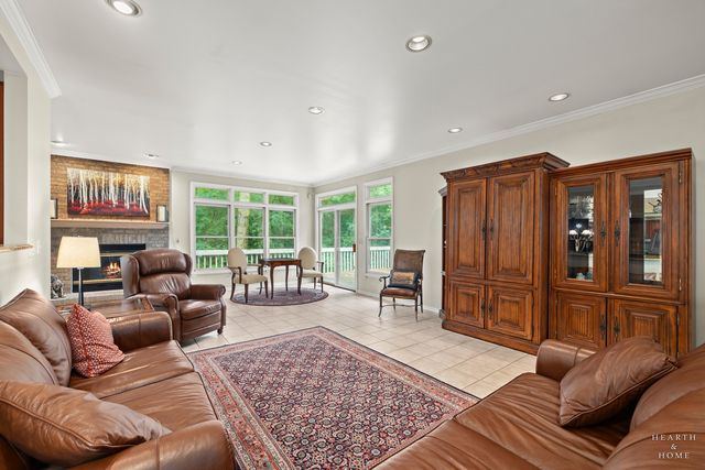 445 Kelly Lane, Crystal Lake, IL 60012