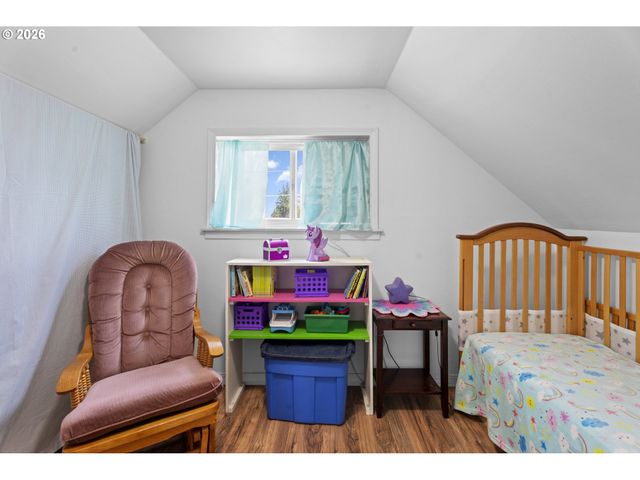 789 HALL St, Woodburn, OR 97071