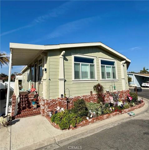 18601 Newland 4, Huntington Beach, CA 92646