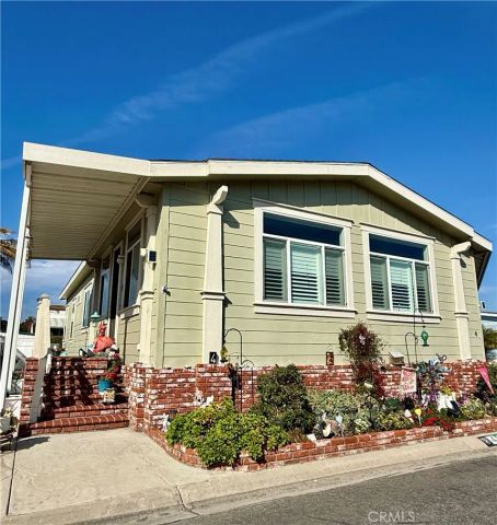 18601 Newland 4, Huntington Beach, CA 92646