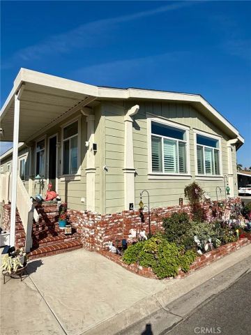 18601 Newland 4, Huntington Beach, CA 92646