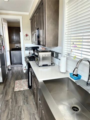 18601 Newland 4, Huntington Beach, CA 92646