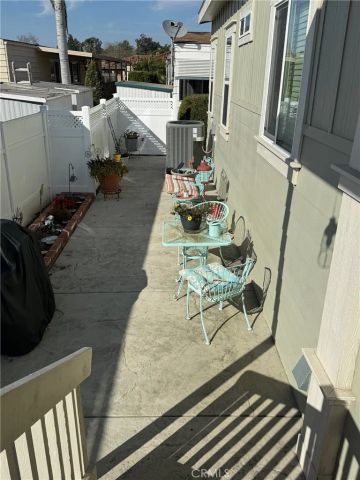 18601 Newland 4, Huntington Beach, CA 92646