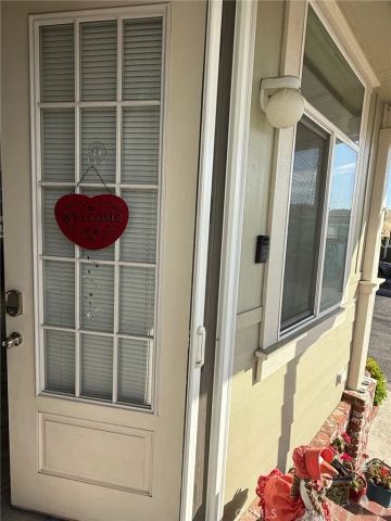 18601 Newland 4, Huntington Beach, CA 92646