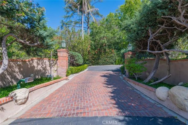 439 Deodar Lane, Bradbury, CA 91008