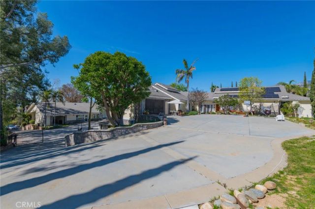 439 Deodar Lane, Bradbury, CA 91008