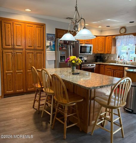 10 Cardinal Drive, Toms River, NJ 08755