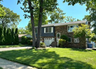 10 Cardinal Drive, Toms River, NJ 08755