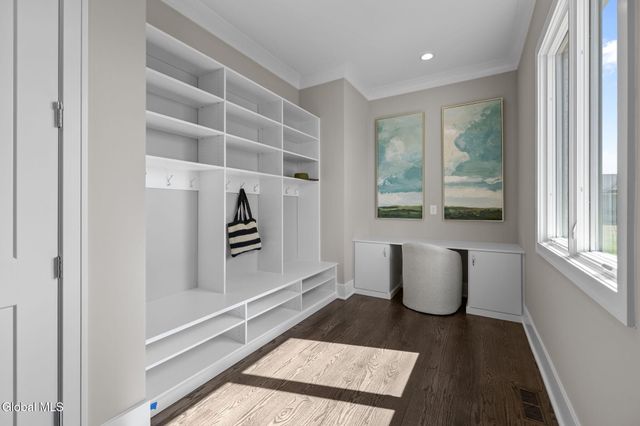 7 Gregory Court, Saratoga Springs, NY 12866