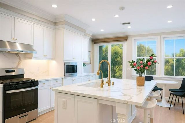 31 Shellbark, Irvine, CA 92618