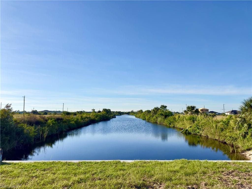 3936 40th TER, CAPE CORAL, FL 33993 — exterior