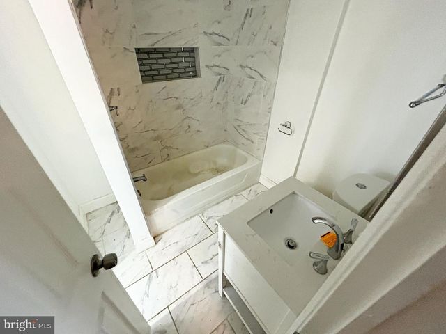 6528 PARNELL AVE, Baltimore, MD 21222